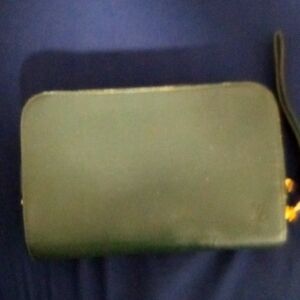 Louis Vuitton epi wristlet